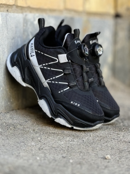 کتونی بچگانه Li-Ning مشکی زیره و رویه باکیفیت وارداتی